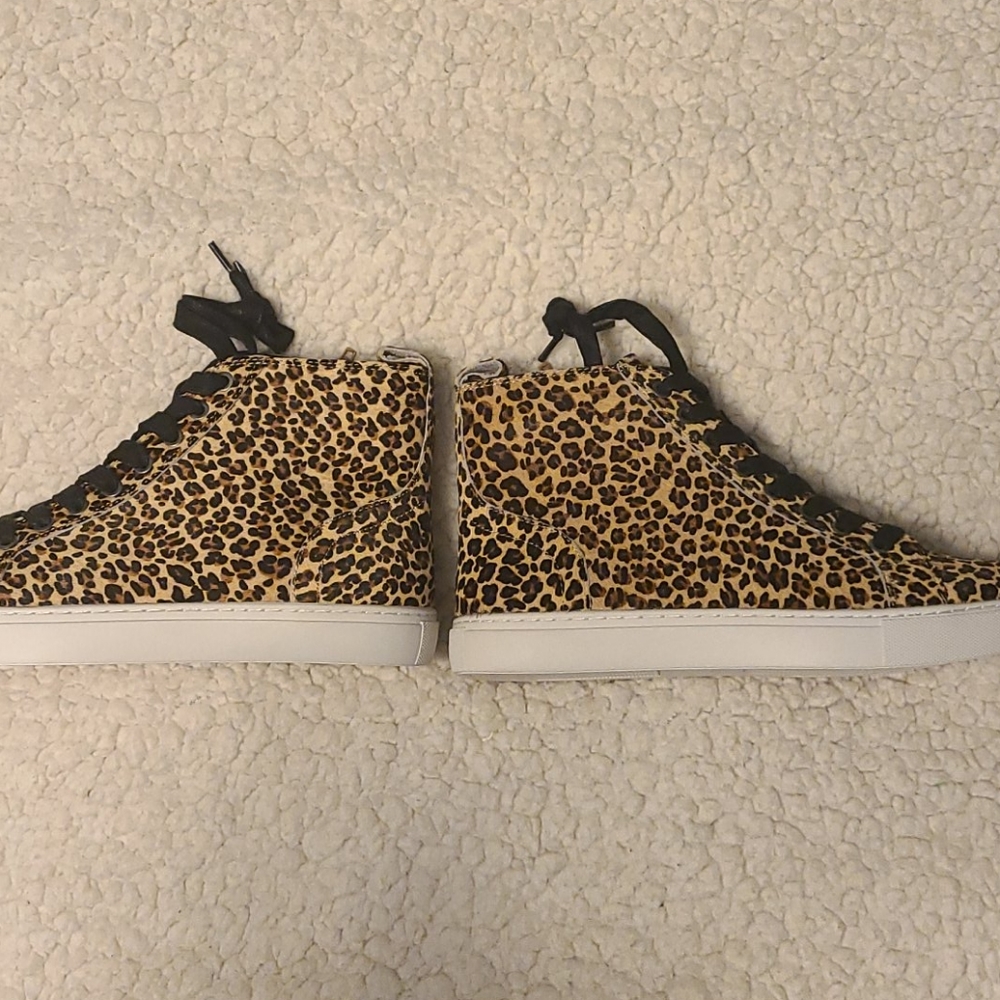 Matisse high top leopard print size 7 shoe